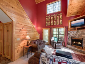 Chipmunk Chase, 2 Bedrooms, Sleeps 8, Hot Tub, Pool Table, Fireplace